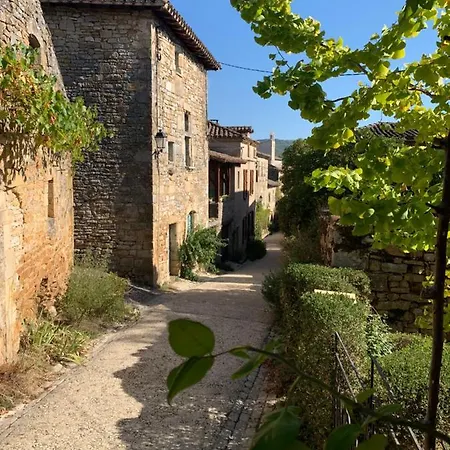 Πανσιόν La Des Ecureuils -